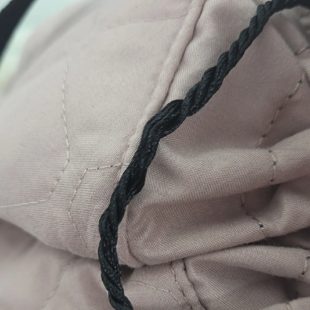 BAGSMART Blush Quilted Drawstring Cosmetic Bag nwt - Picture 6 of 12